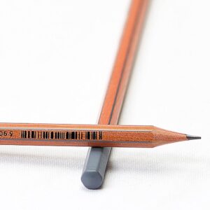 Ołówek zwykły w drewnianej cedrowej oprawie H - St.Majewski
